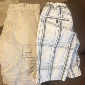 BOYS shorts, 2 pairs, size 6, 1-Levi khaki colored and 1-plaid Hurley